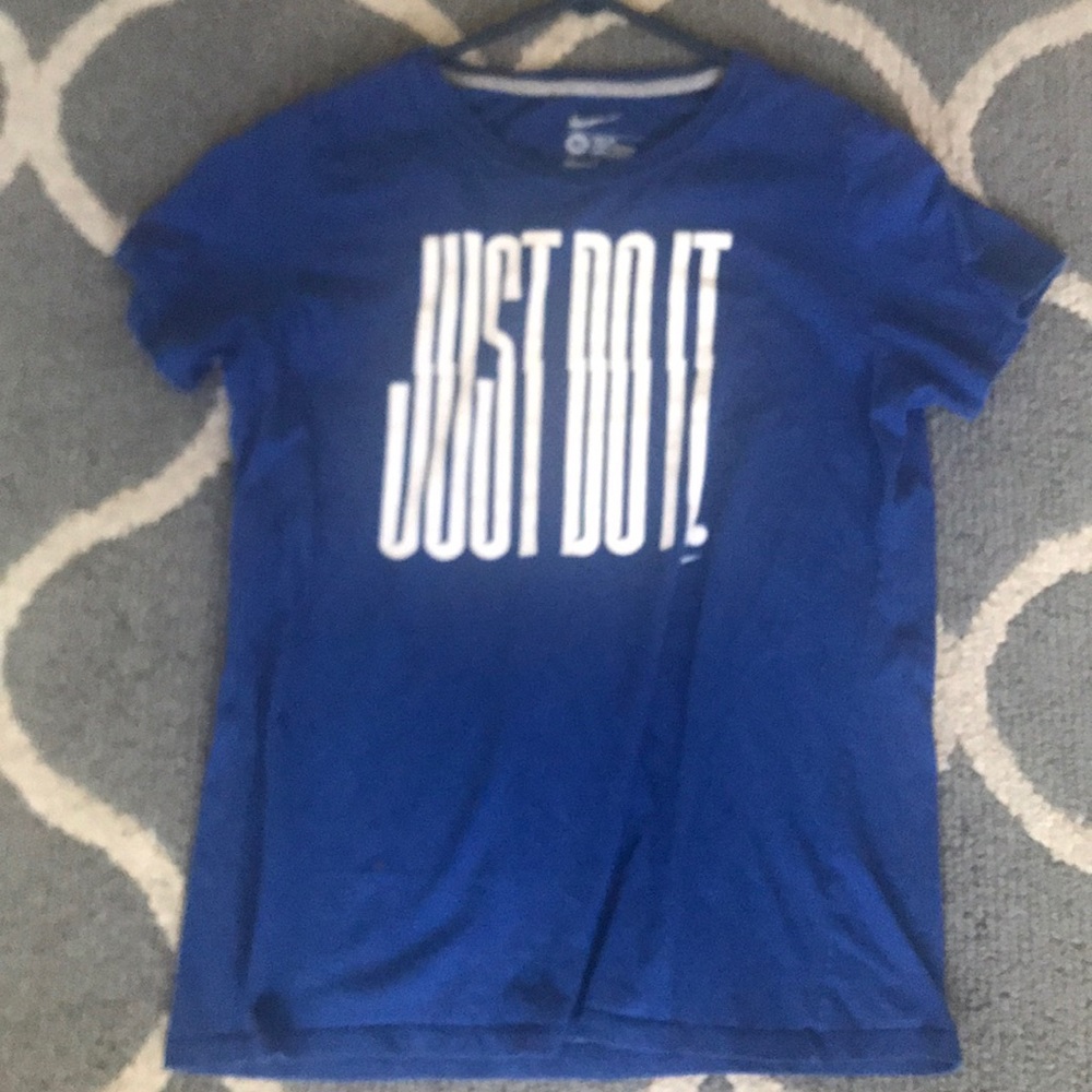 Nike Shirt (Youth XL)